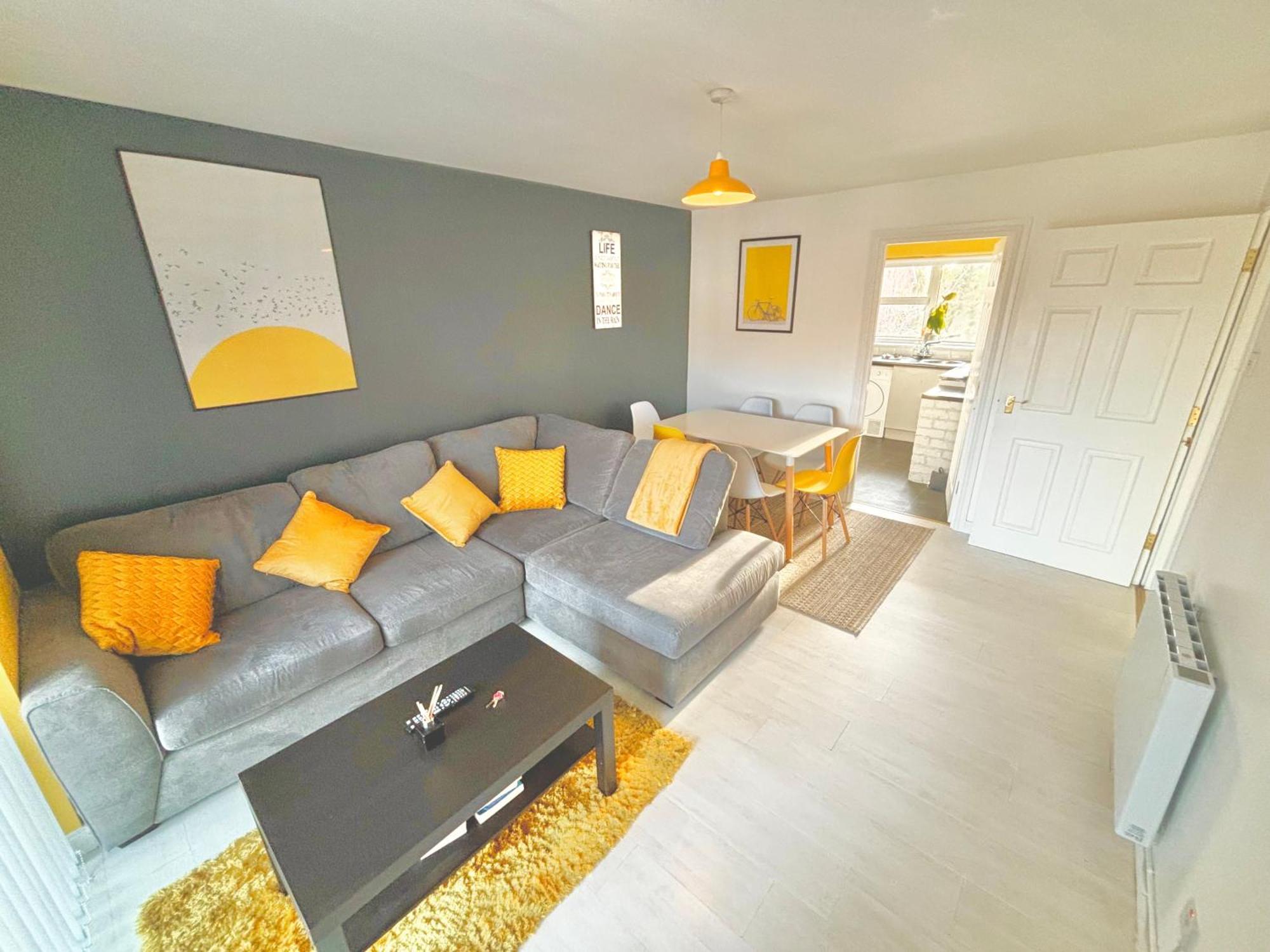 Ardenlee - Stylish 3 Bed Apt Close To City, Parking And Wifi Belfast Extérieur photo
